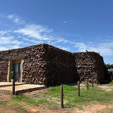 Amboseli Glass House Oloitokitok Esterno foto