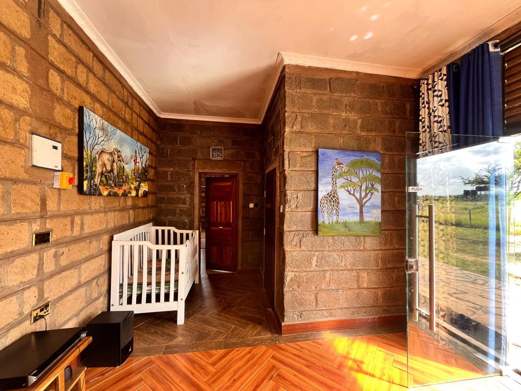 Amboseli Glass House Oloitokitok Esterno foto