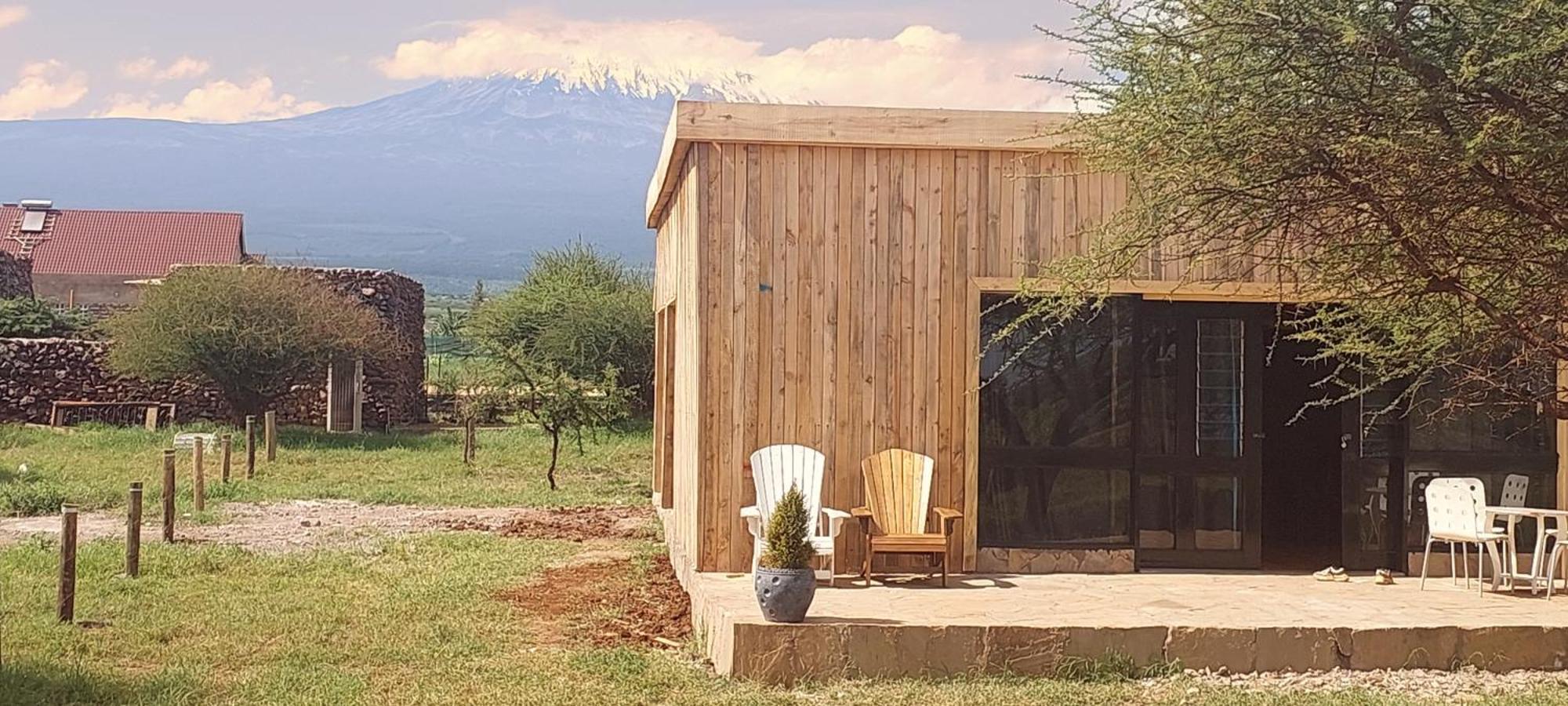 Amboseli Glass House Oloitokitok Esterno foto
