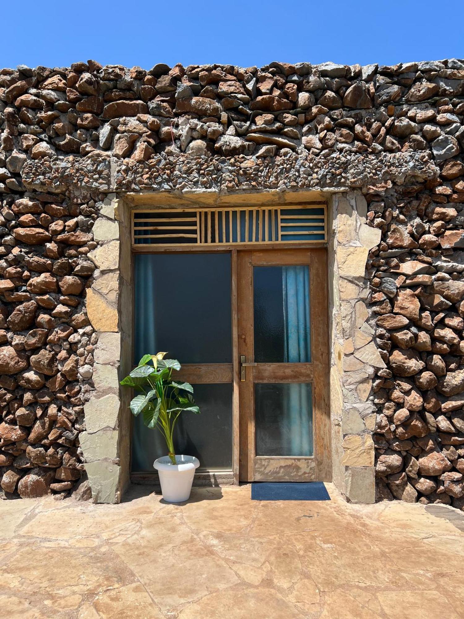 Amboseli Glass House Oloitokitok Esterno foto