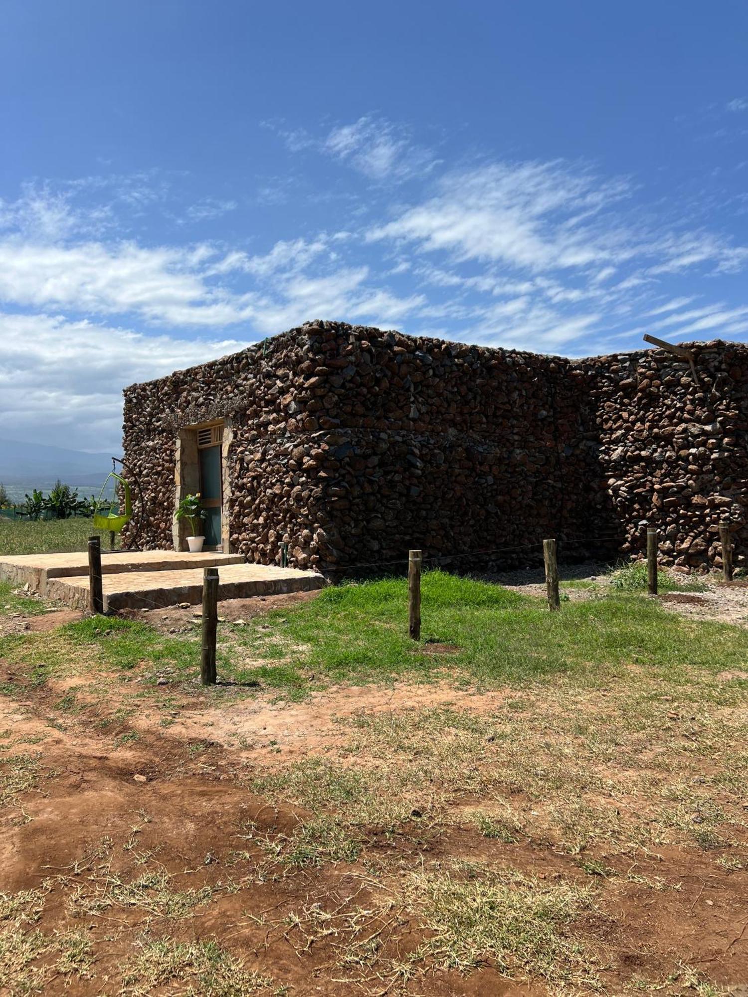 Amboseli Glass House Oloitokitok Esterno foto