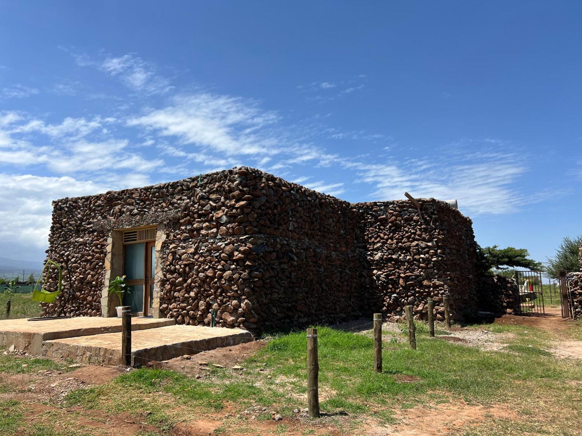 Amboseli Glass House Oloitokitok Esterno foto