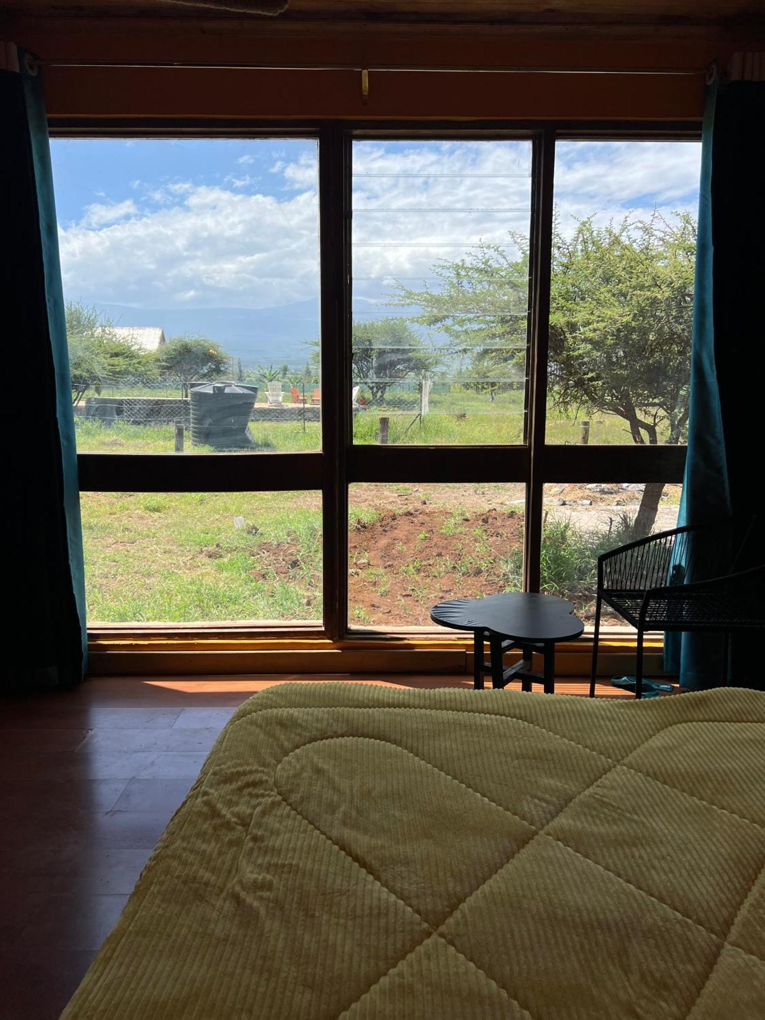 Amboseli Glass House Oloitokitok Esterno foto